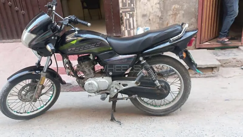 Honda CG 125 Deluxe 2009 for Sale Image-1