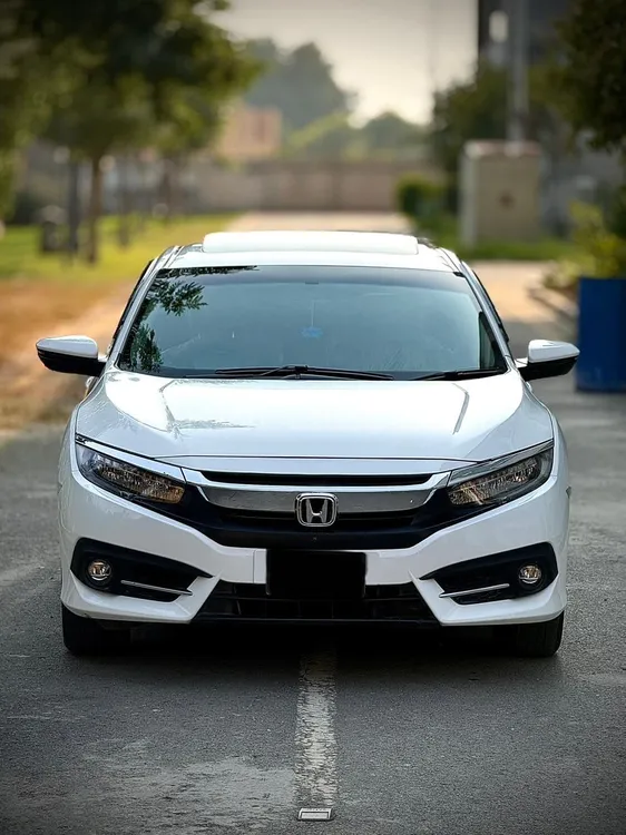 Honda Civic 2019 for Sale in Faisalabad Image-1
