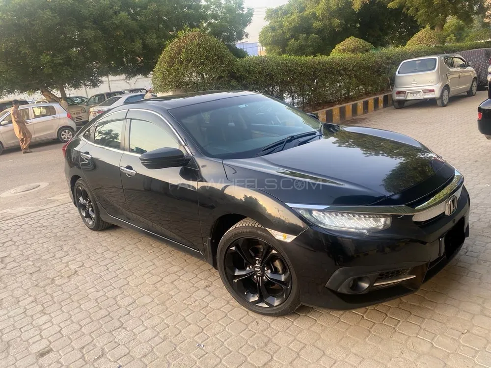Honda Civic 2019 for Sale in Karachi Image-1