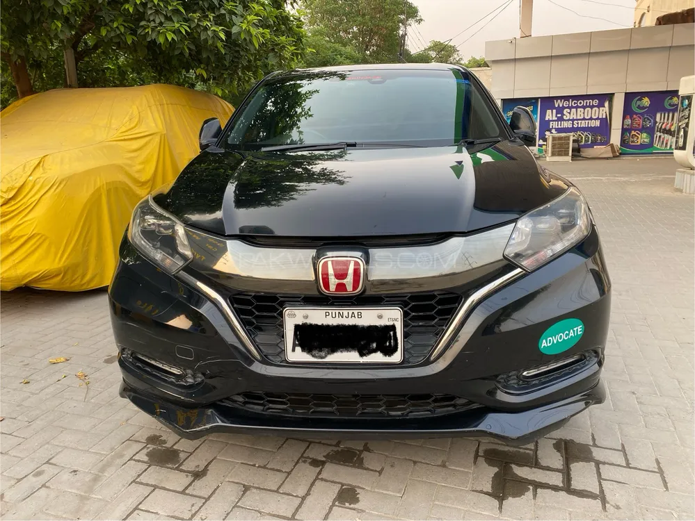 Honda Vezel 2016 for Sale in Lahore Image-1