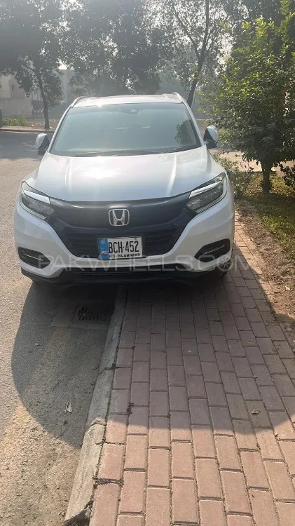 Honda Vezel 2018 for Sale in Multan Image-1