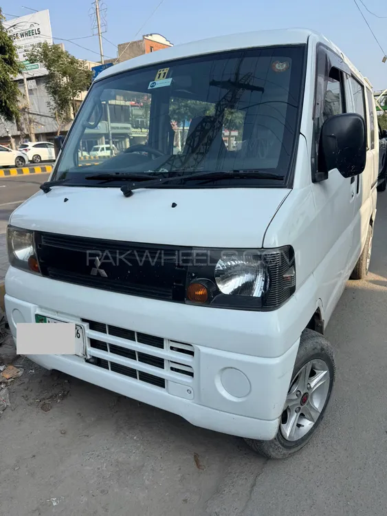Mitsubishi Minicab 2010 for Sale in Lahore Image-1