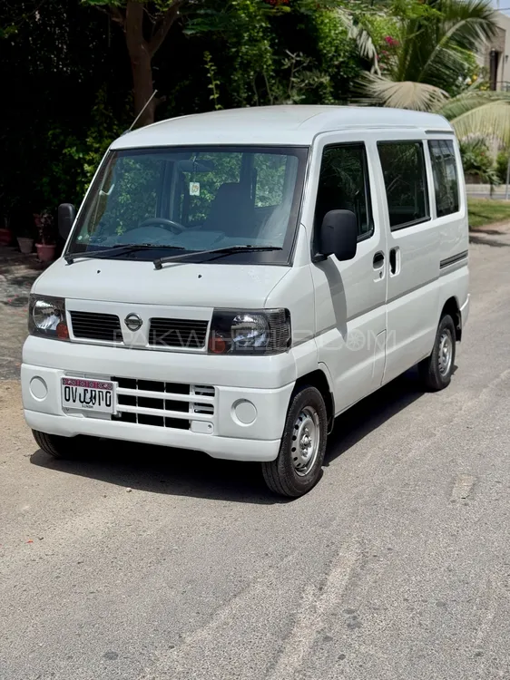Nissan Clipper 2010 for Sale in Karachi Image-1