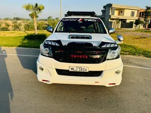 Toyota Hilux Vigo G 2005 for Sale