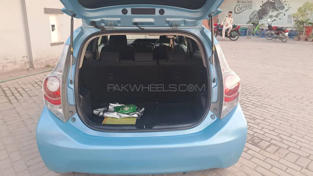 ٹویوٹا اکوا 2012 for Sale in پشاور Image-1