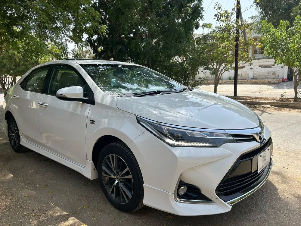 Toyota Corolla 2021 for Sale in Karachi Image-1