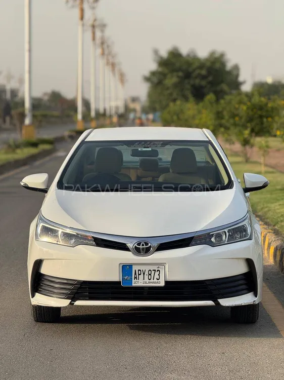 Toyota Corolla 2019 for Sale in Faisalabad Image-1