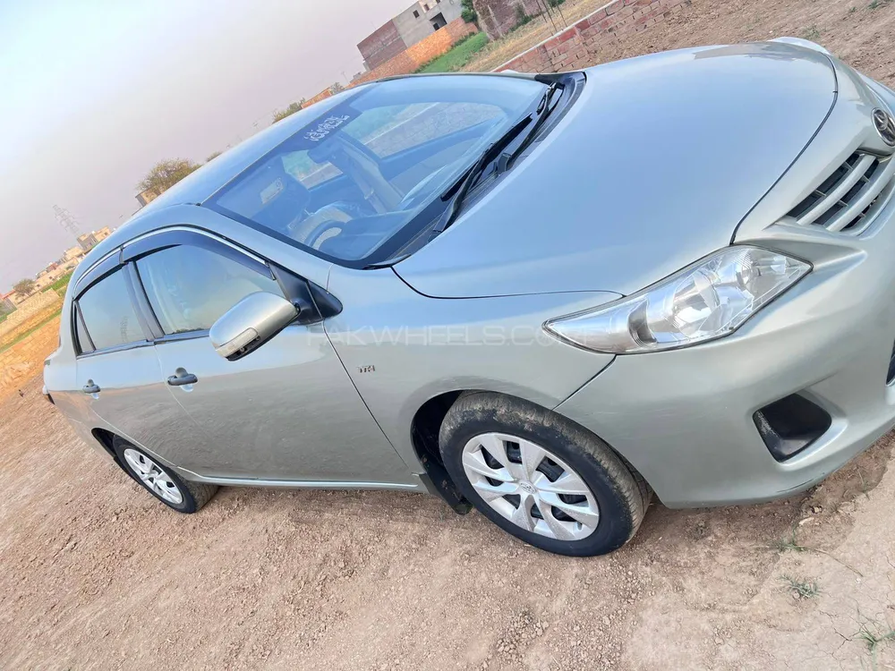 Toyota Corolla 2011 for Sale in Gujrat Image-1