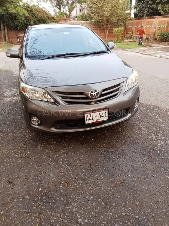 Toyota Corolla 2013 for Sale in Lahore Image-1