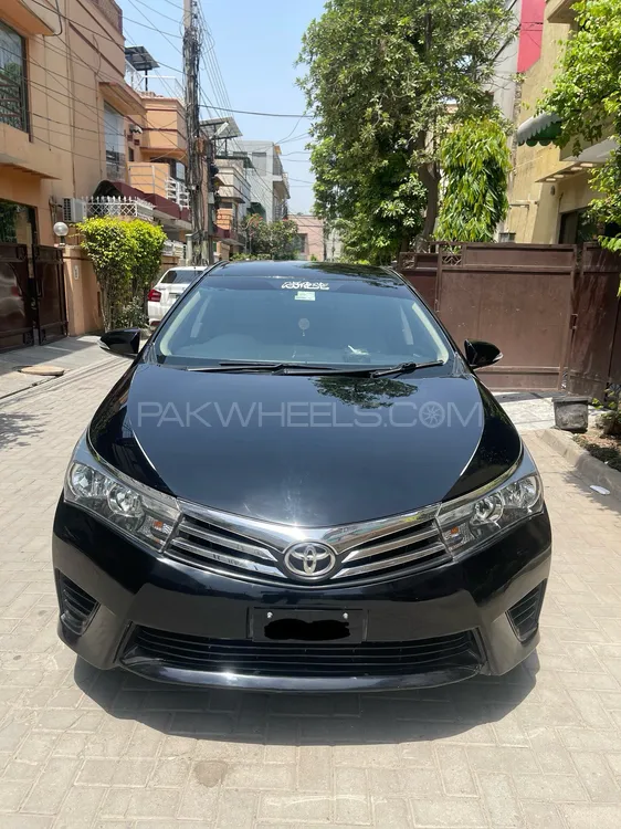 Toyota Corolla 2015 for Sale in Lahore Image-1