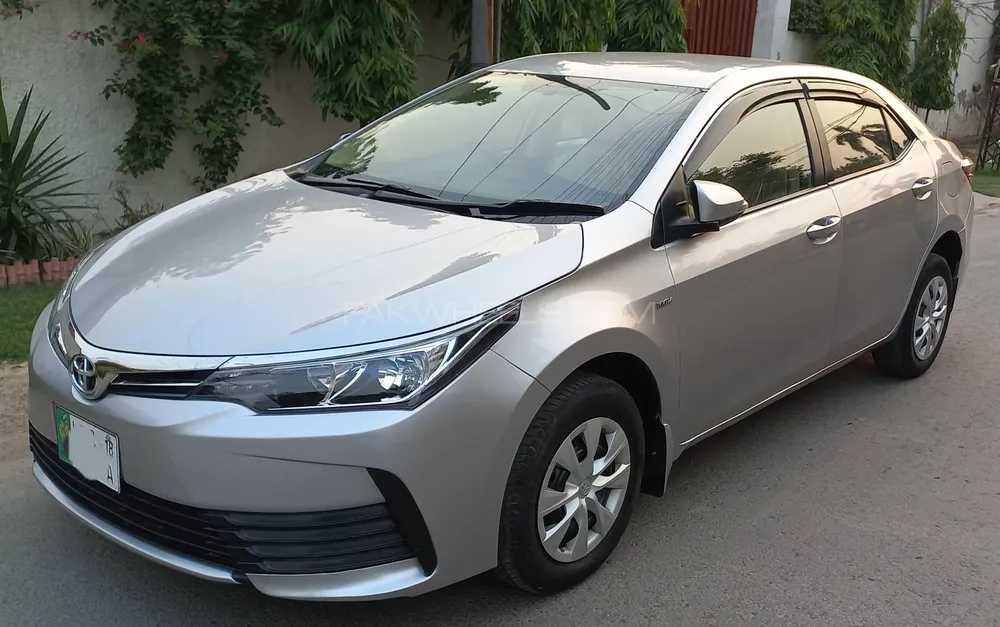 Toyota Corolla 2018 for Sale in Lahore Image-1