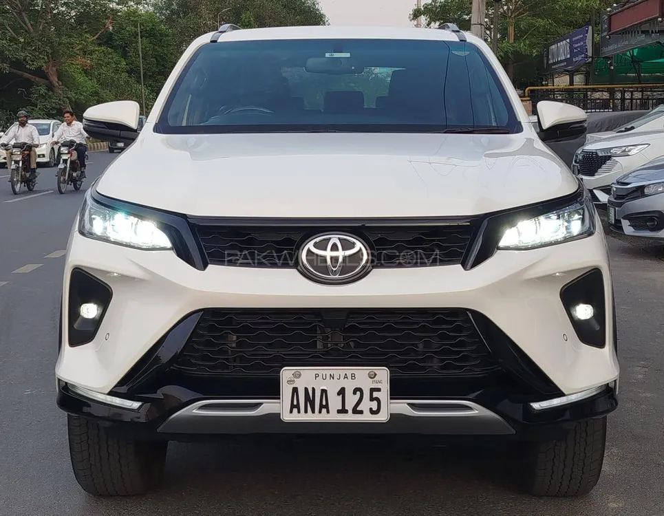Toyota Fortuner 2022 for Sale in Lahore Image-1