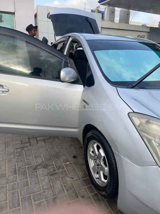 Toyota Prius 2006 for Sale in Karachi Image-1