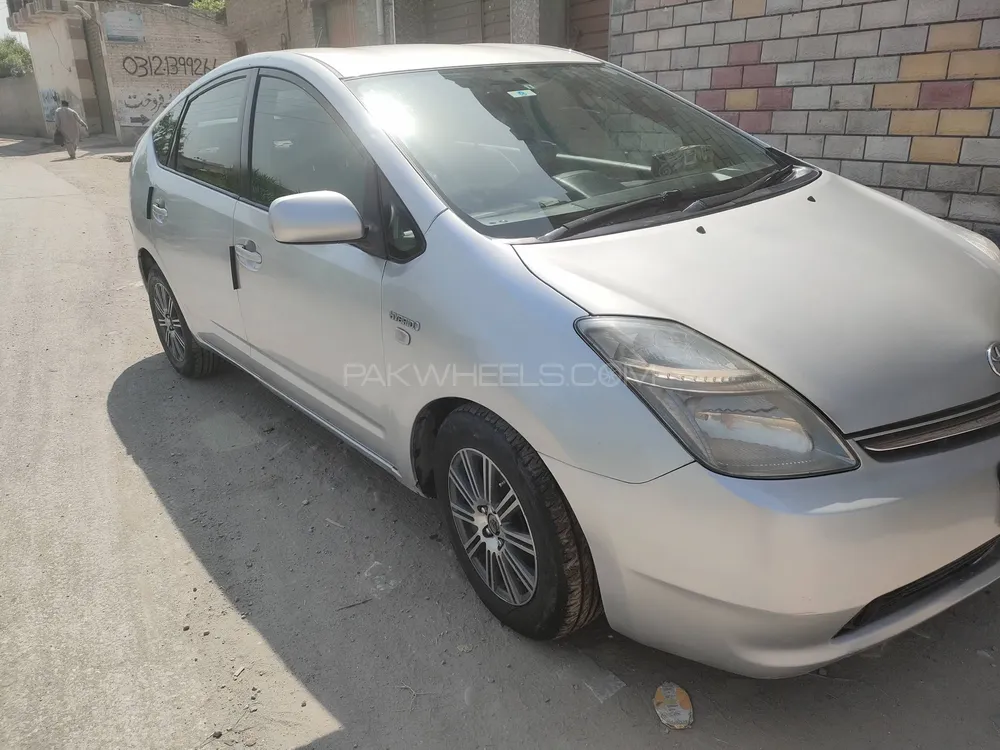 Toyota Prius 2007 for Sale in Peshawar Image-1