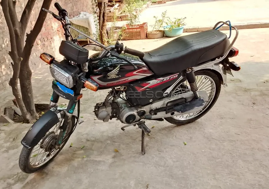Crown CRLF 70 2015 for Sale Image-1