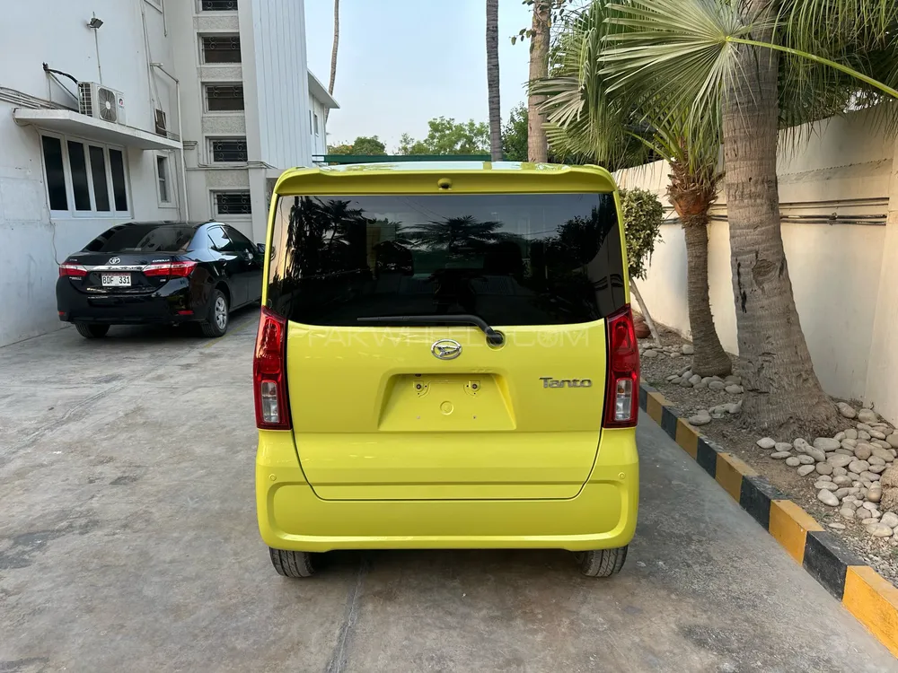 Daihatsu Tanto 2021 for Sale in Karachi Daihatsu Tanto 2021 for Sale in Karachi Image-10