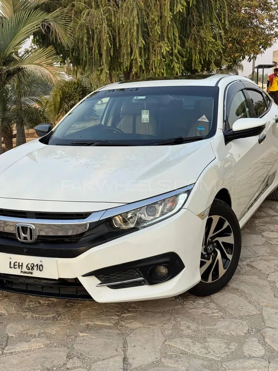 ہونڈا سوک 2018 for Sale in چکوال Image-1