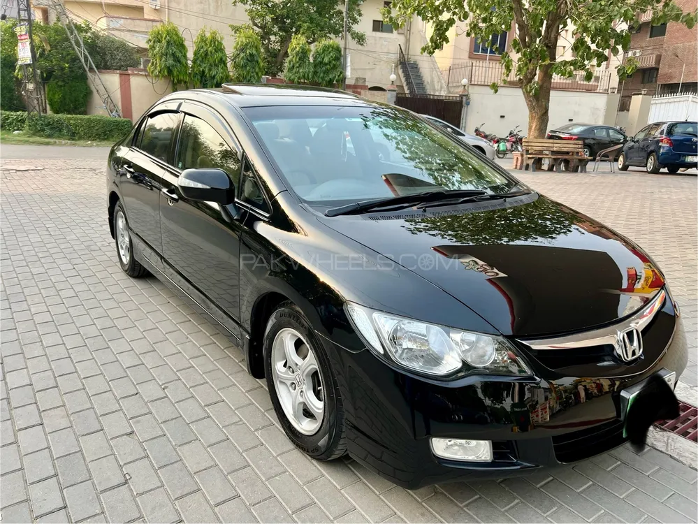 Honda Civic 2010 for Sale in Lahore Image-1