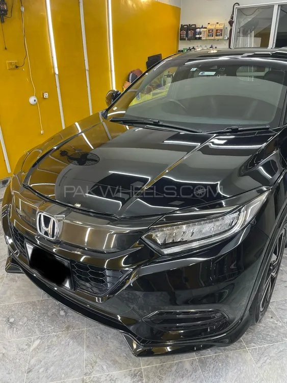Honda Vezel 2018 for Sale in Islamabad Image-1