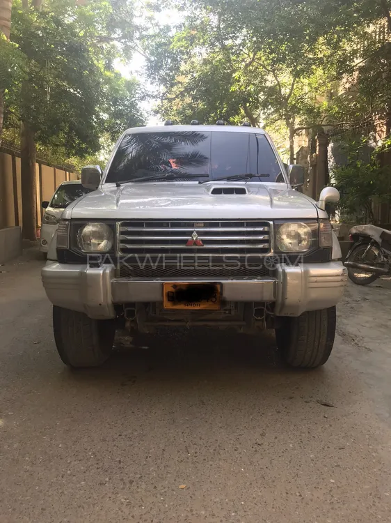 Mitsubishi Pajero 1984 for Sale in Karachi Image-1