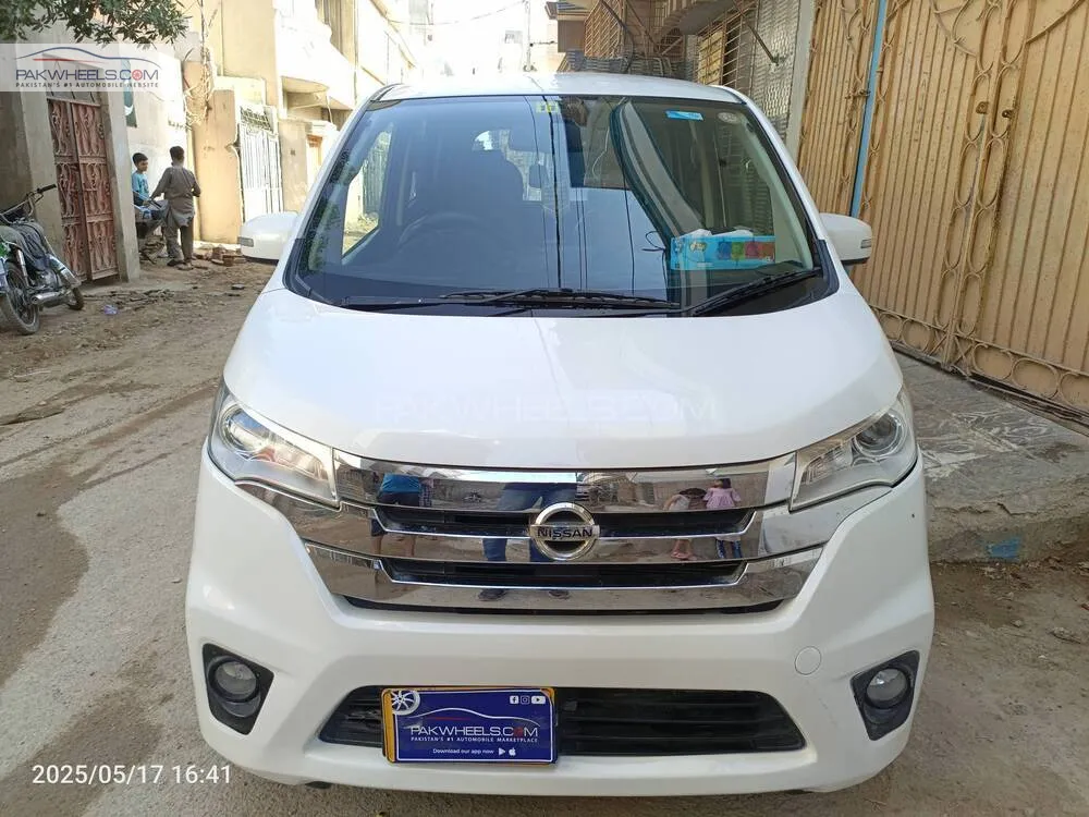 Nissan Dayz 2013 for Sale in Karachi Image-1