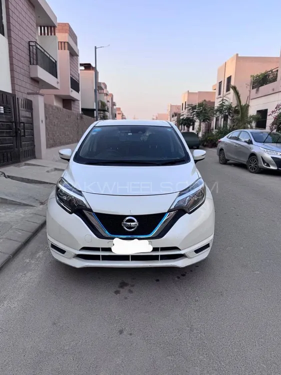 Nissan Note 2018 for Sale in Karachi Image-1