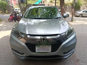 Honda Vezel Hybrid X 2014 for Sale