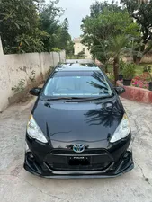 Toyota Aqua S 2015 for Sale