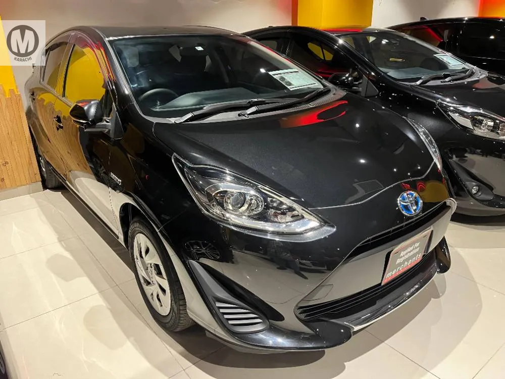 Toyota Aqua 2020 for Sale in Karachi Image-1