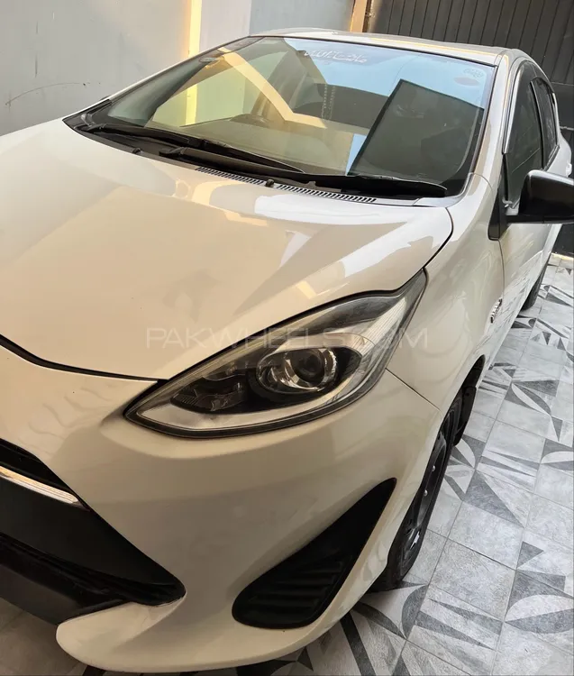 Toyota Aqua 2018 for Sale in Karachi Image-1