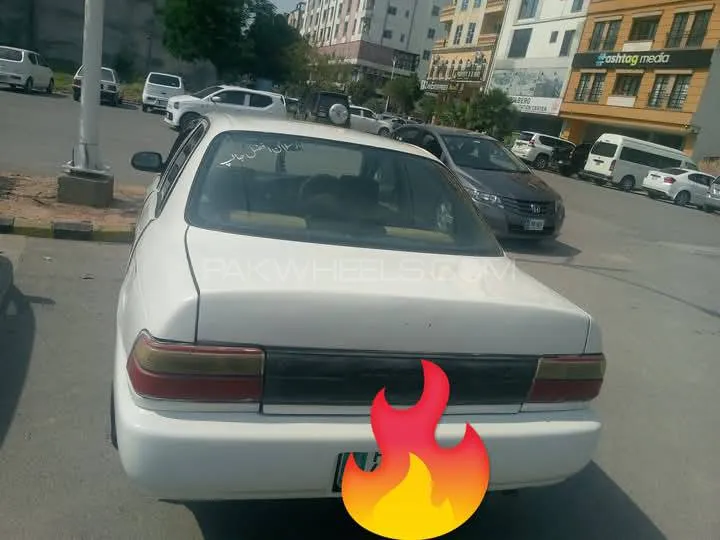 Toyota Corolla 2000 for Sale in Islamabad Image-1