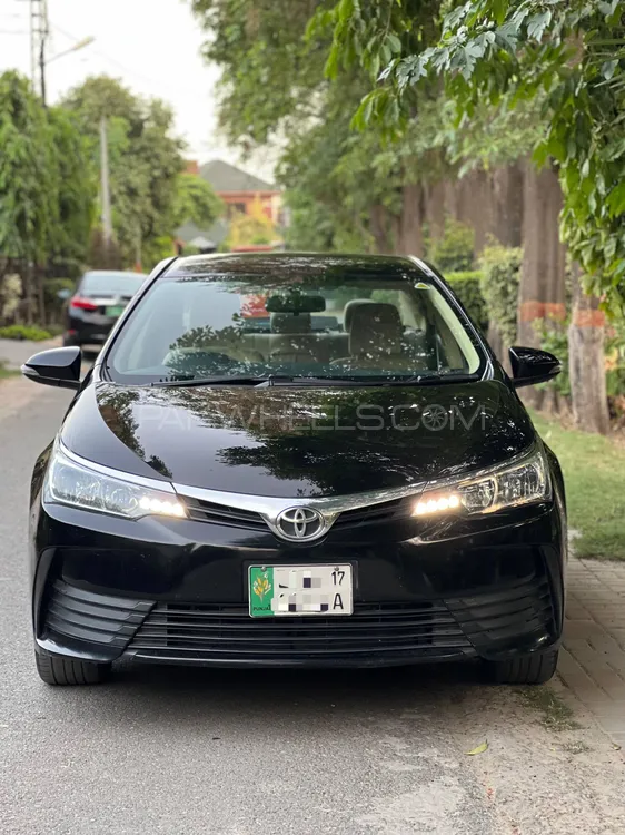 Toyota Corolla 2017 for Sale in Lahore Image-1
