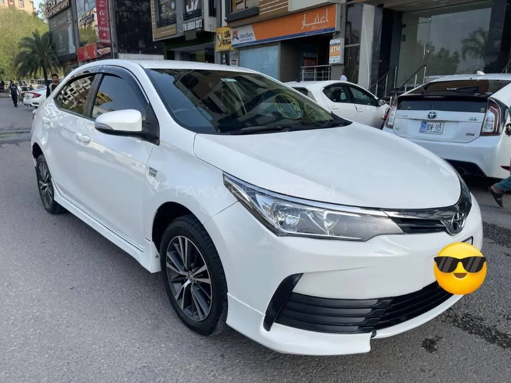 Toyota Corolla 2018 for Sale in Islamabad Image-1