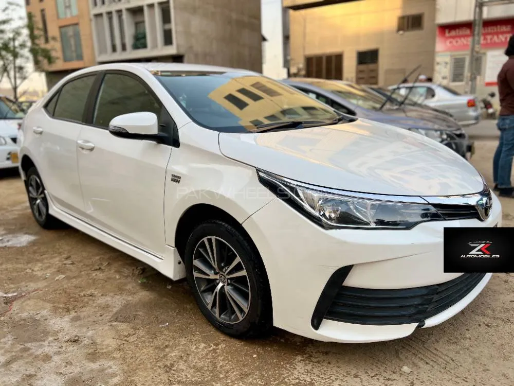 Toyota Corolla 2019 for Sale in Karachi Image-1