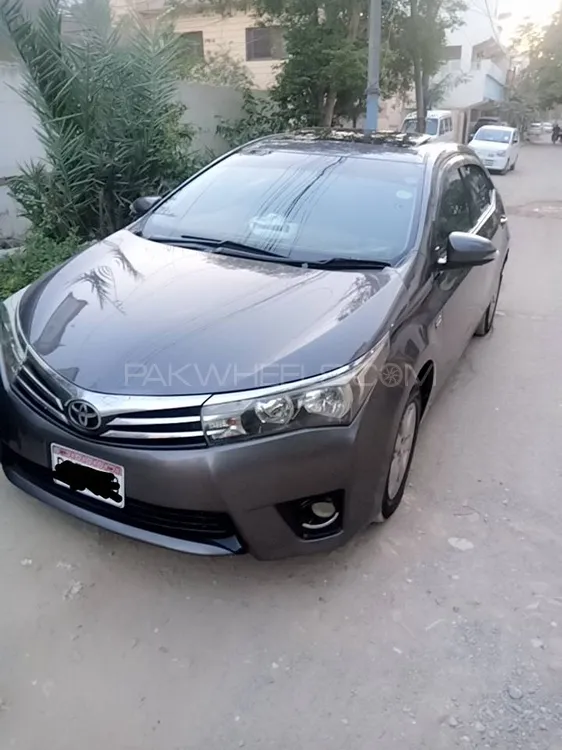 Toyota Corolla 2016 for Sale in Karachi Image-1