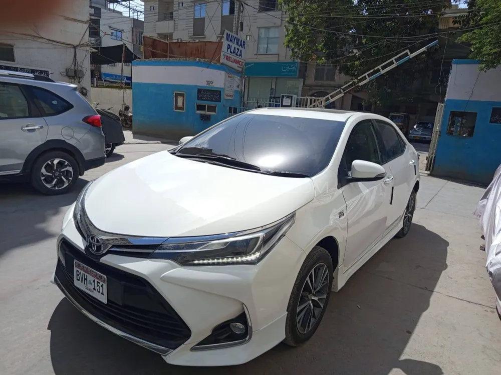 Toyota Corolla 2021 for Sale in Karachi Image-1