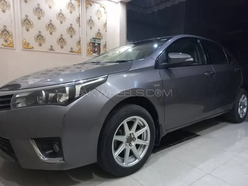 Toyota Corolla 2016 for Sale in Lahore Image-1