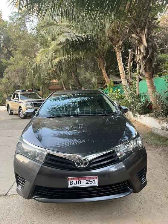 Toyota Corolla 2017 for Sale in Islamabad Image-1