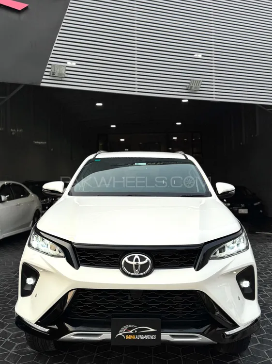 Toyota Fortuner 2022 for Sale in Lahore Image-1