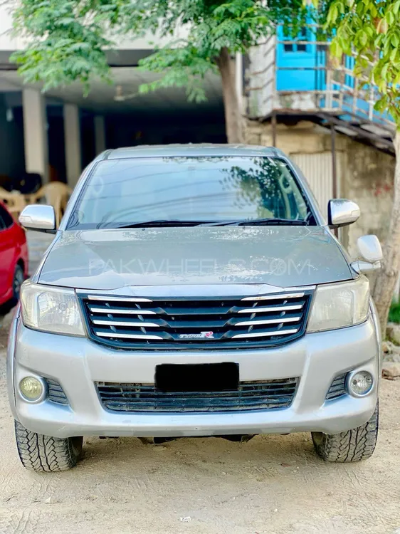 Toyota Hilux 2014 for Sale in Swabi Image-1