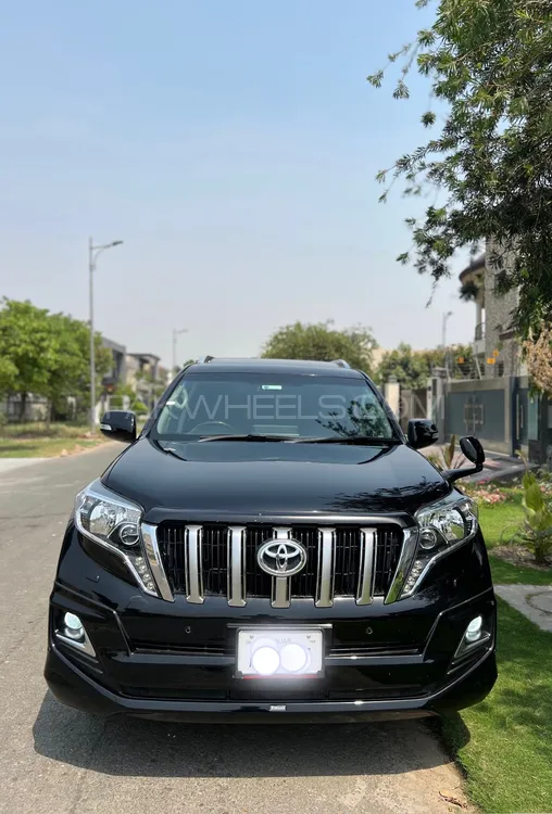 Toyota Prado 2016 for Sale in Lahore Image-1