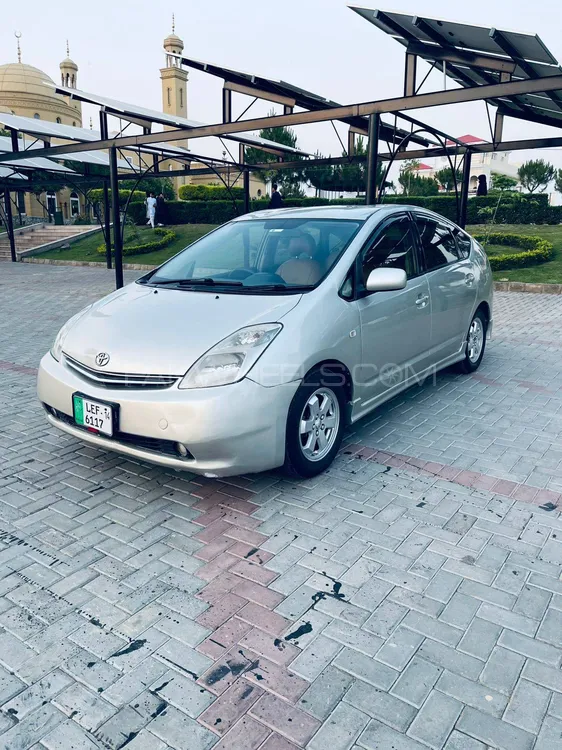 Toyota Prius 2006 for Sale in Islamabad Image-1