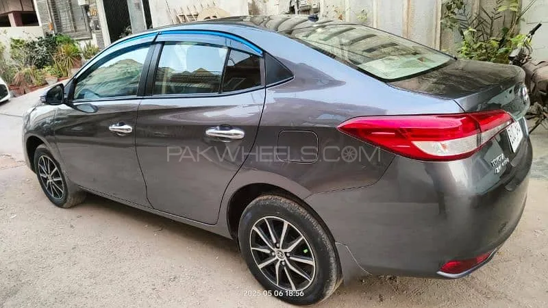 ٹویوٹا یارس سیڈان 2021 for Sale in کراچی Image-1
