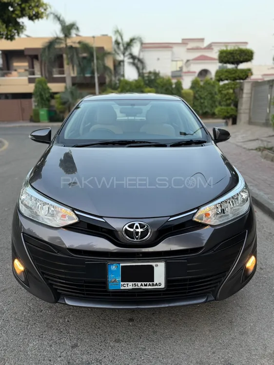 ٹویوٹا یارس سیڈان 2022 for Sale in لاہور Image-1