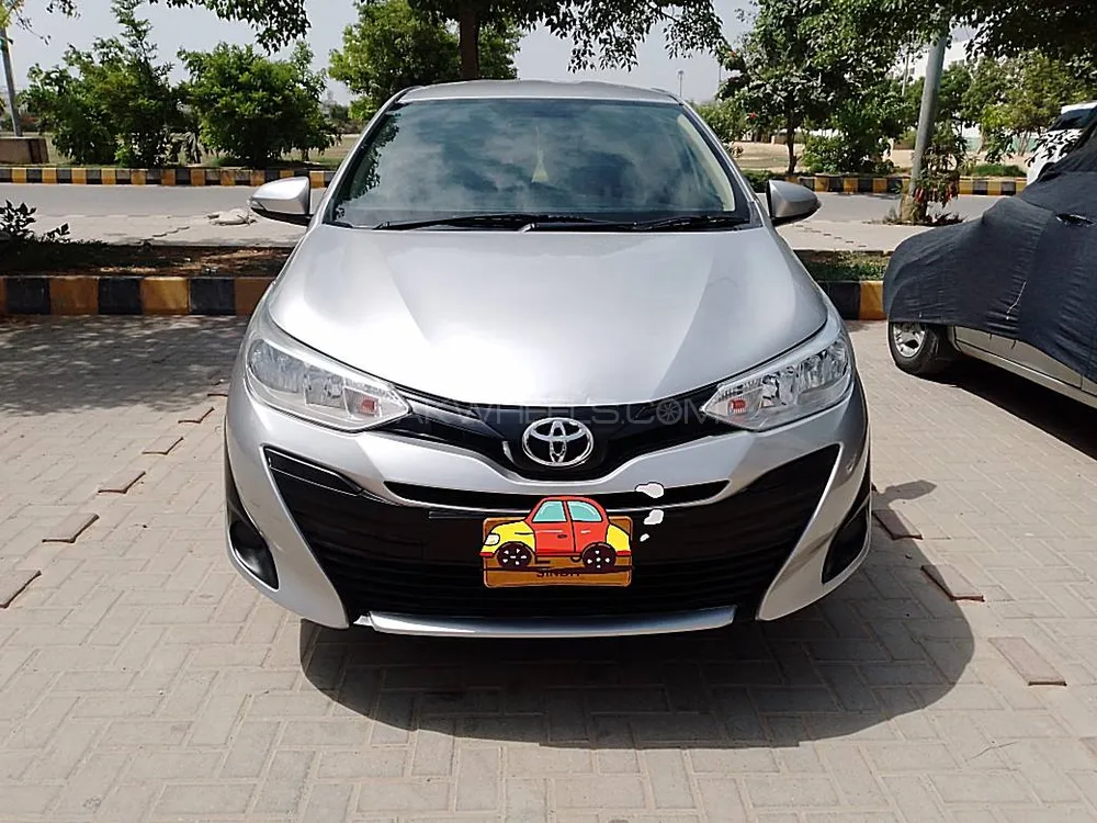 Toyota Yaris Sedan 2020 for Sale in Karachi Image-1