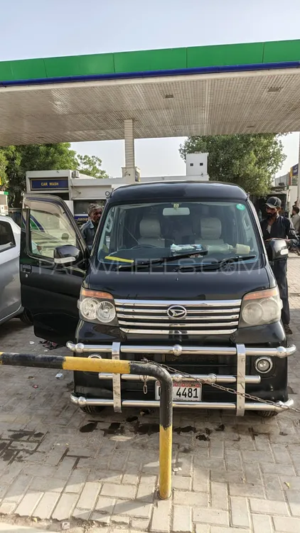 Daihatsu Atrai Wagon 2013 for Sale in Karachi Image-1