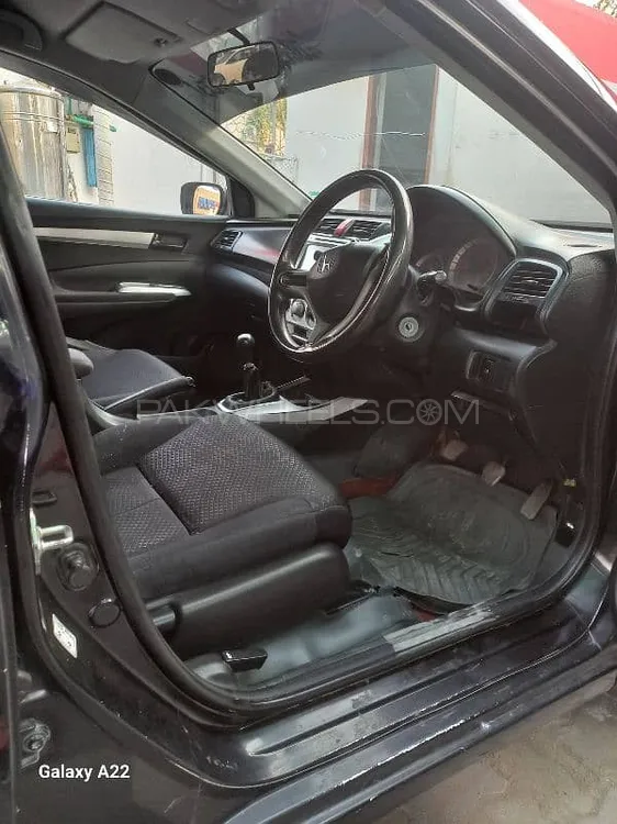 Honda City 2011 for Sale in Lahore Image-1