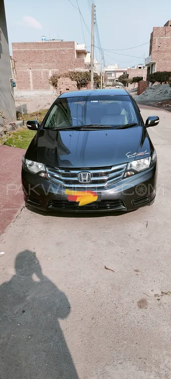 Honda City 2017 for Sale in Faisalabad Image-1