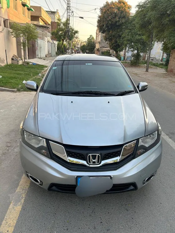 Honda City 2017 for Sale in Faisalabad Image-1