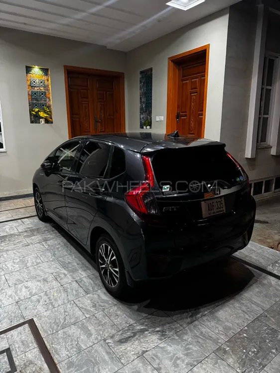 Honda Fit 2015 for Sale in Islamabad Image-1